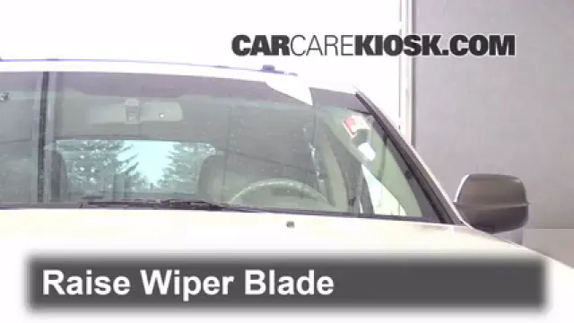 2007 Jeep Grand Cherokee Laredo 3.7L V6 Windshield Wiper Blade (Front) Replace Wiper Blades